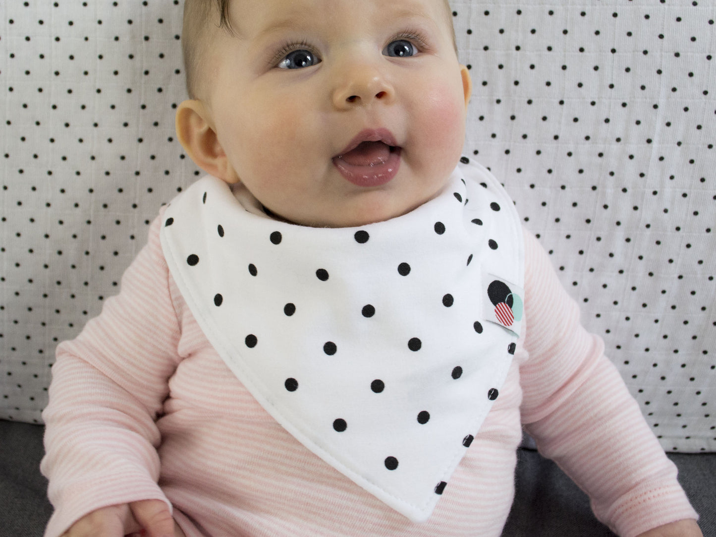 POLKA DOTS | Premium Plus Baby Bandana Bib (organic cotton)